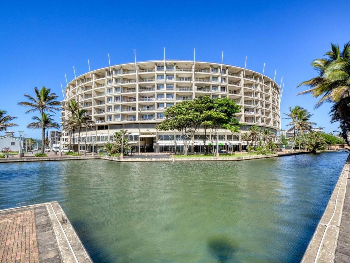 Lovely 2 Bedroom 2 Bathroom Seaview C409 Durban